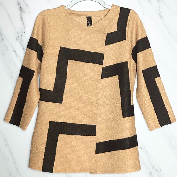 BEREK Classic Crinkle Jacket Top Sz Petite Medium Bold Gold Black Art Snap Close - Picture 1 of 9